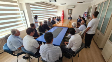VALİ ÇELİK’E HEMŞEHRİLİK BERATI TAKDİM EDİLDİ