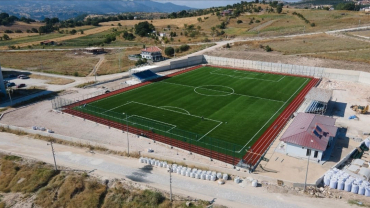 Vali Çelik veda ederken bile incelemelerde bulunuyor