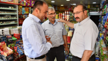 Belediye Başkanımız Hüseyin Doğan altyapı çalışmaları kapsamında Belediyemiz fen işleri birimince Kaynarca caddesinde kilit parke kaldırma çalışmaları ardından başlayan altyapı çalışmalarını yerinde inceleyerek esnaf ve vatandaşlarla bir araya gelerek sür