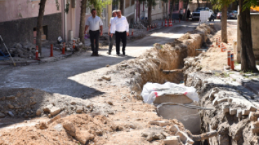 Belediye Başkanımız Hüseyin Doğan İlçe genelinde gerçekleşen altyapı çalışmalarını yerinde inceledi, vatandaşlarımızla bir araya geldi