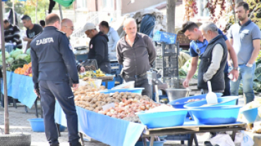 EMET PAZARINDA ZABITADAN SIKI DENETİM