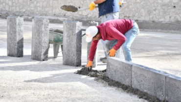 Emet’teki geniş kapsamlı altyapı ve yol çalışmaları sürüyor