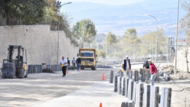 Emet’teki geniş kapsamlı altyapı ve yol çalışmaları sürüyor