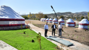 Belediye Başkanımız Hüseyin Doğan,Türk obası ve mesire alanında İncelemelerde bulundu.