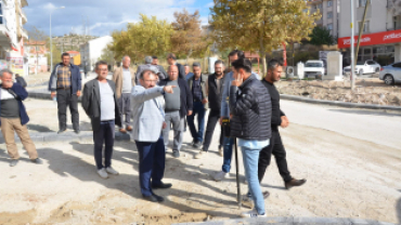 BELEDİYE BAŞKANIMIZ HÜSEYİN DOĞAN MECLİS VE MUHTARLARLA SAHADA