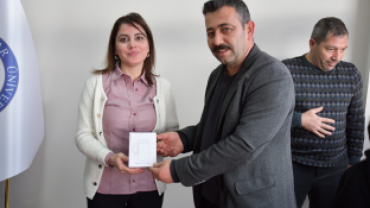 Emet Belediyemiz Öğretmenler Haftası'nda akademisyenleri de unutmadı