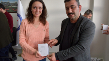 Emet Belediyemiz Öğretmenler Haftası'nda akademisyenleri de unutmadı