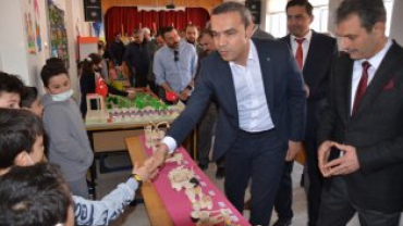 EMET 3 EYLÜL İLKOKULUMUZ AHŞAP TASARIM ATÖLYEMİZDE MİNİK ÖĞRENCİLERİMİZİN 