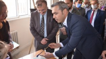 EMET 3 EYLÜL İLKOKULUMUZ AHŞAP TASARIM ATÖLYEMİZDE MİNİK ÖĞRENCİLERİMİZİN 