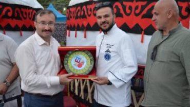 Emet'te Keşkek Cumcumla Yarıştı!