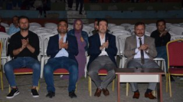 Yöresel Lezzetler Gününde Sahne Yerel Sanatçılarımızın