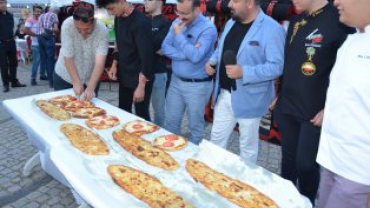 EMFEST'te Emet Pidesi Pizzayla Yarıştı