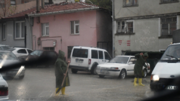 Emet’te 1 Saatlik Sağanak Yağışta Sahadaydık