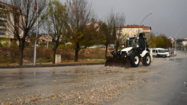 Emet’te 1 Saatlik Sağanak Yağışta Sahadaydık