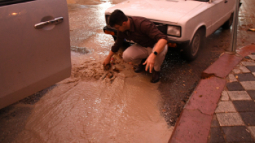 Emet’te 1 Saatlik Sağanak Yağışta Sahadaydık