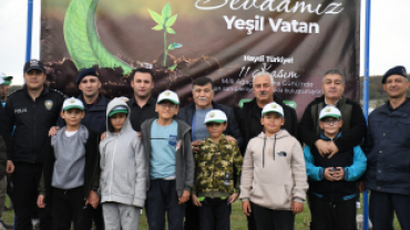 Milli Ağaçlandırma Günü’nde Emet’te 300 Fidan Toprakla Buluştu